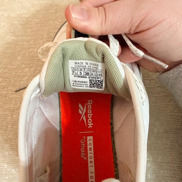 Reebok Women’s Sneakers - Picture 5 of 8